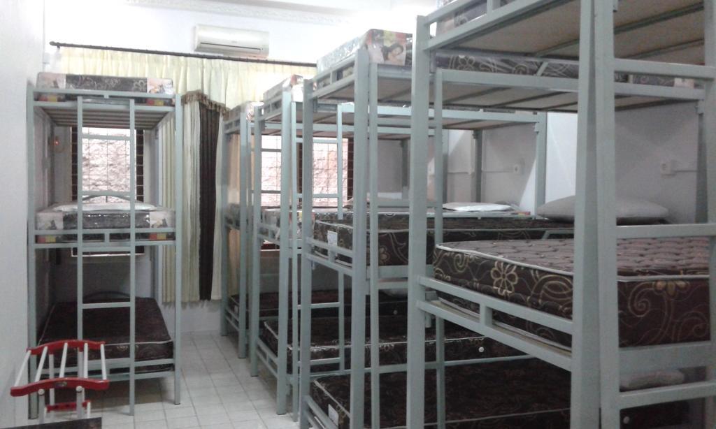 Pondok Heras Suite Jakarta Exteriör bild