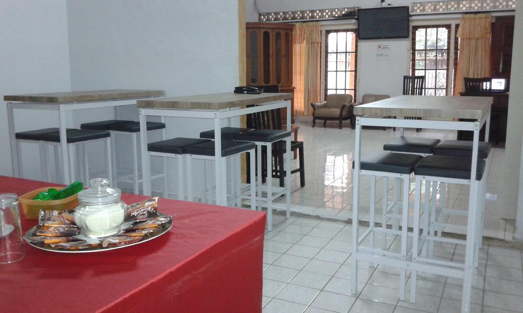Pondok Heras Suite Jakarta Exteriör bild